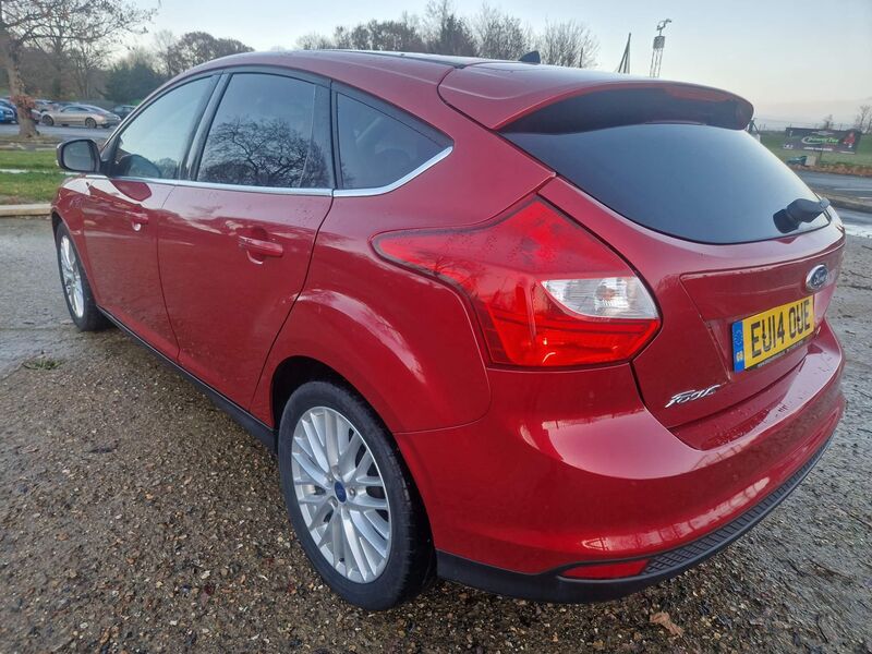 View FORD FOCUS 1.0T EcoBoost Zetec Euro 5 (s/s) 5dr