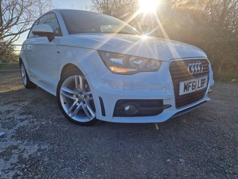 View AUDI A1 1.6 TDI S line Euro 5 (s/s) 3dr