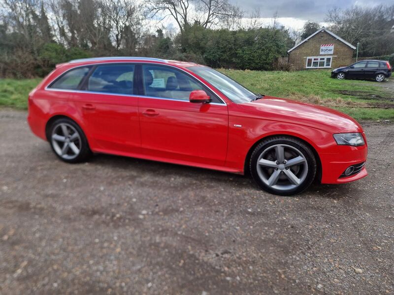 AUDI A4 AVANT