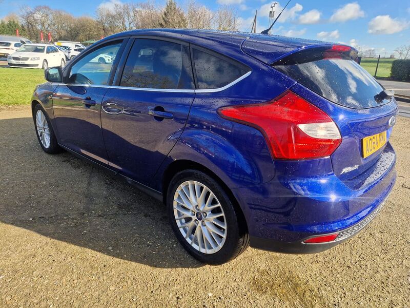 View FORD FOCUS 1.0T EcoBoost Zetec Euro 5 (s/s) 5dr