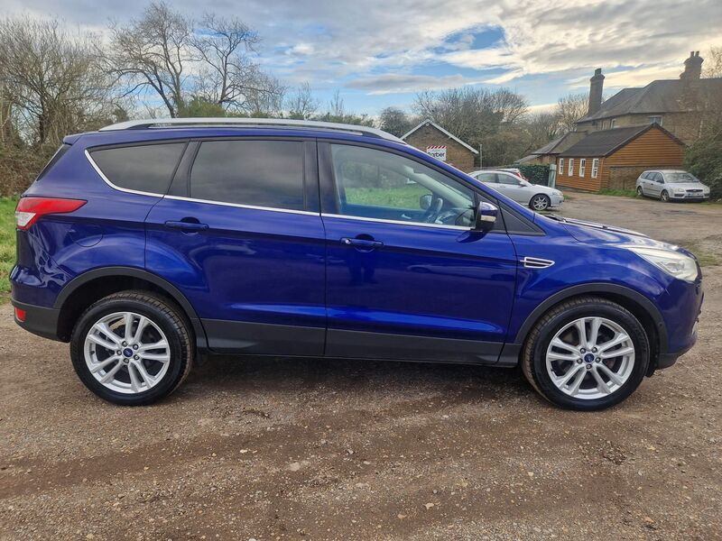 FORD KUGA