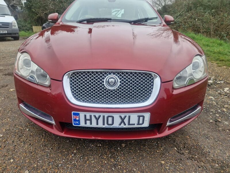 View JAGUAR XF 3.0d V6 Luxury Auto Euro 5 4dr