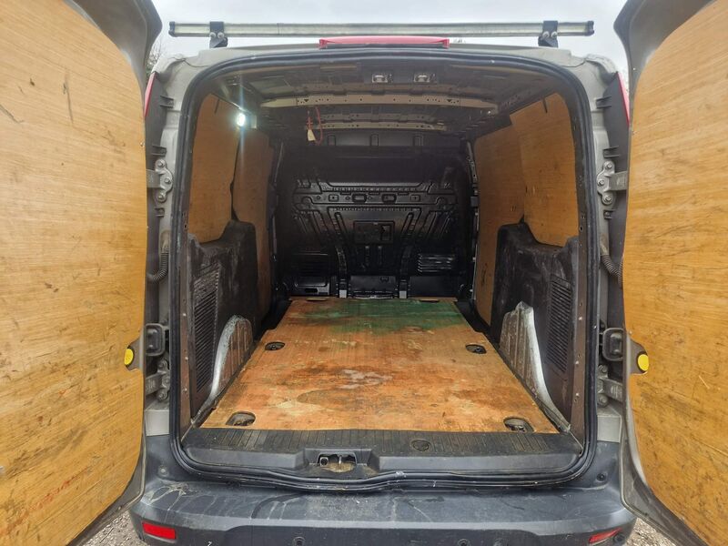 FORD TRANSIT CONNECT