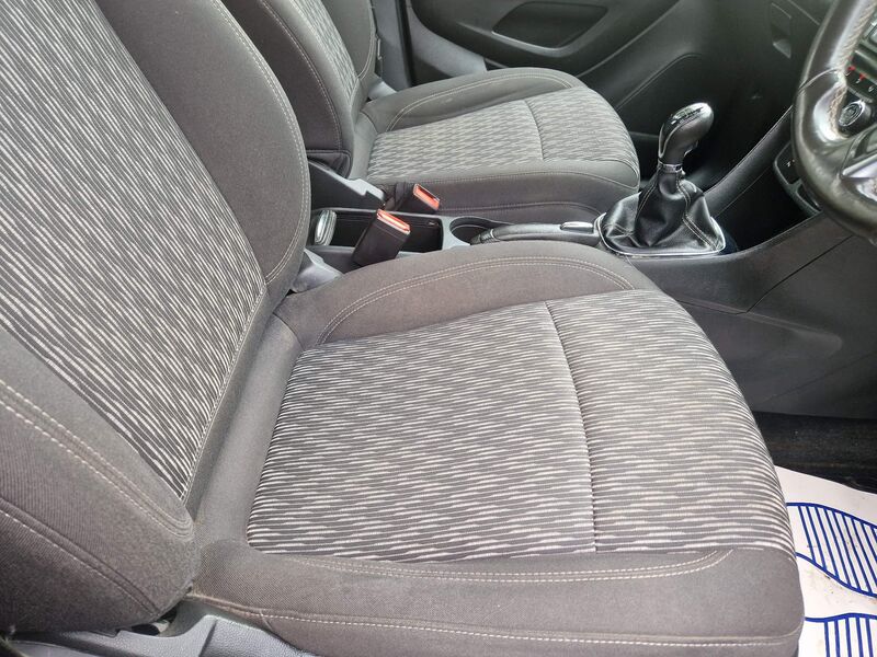 VAUXHALL MOKKA