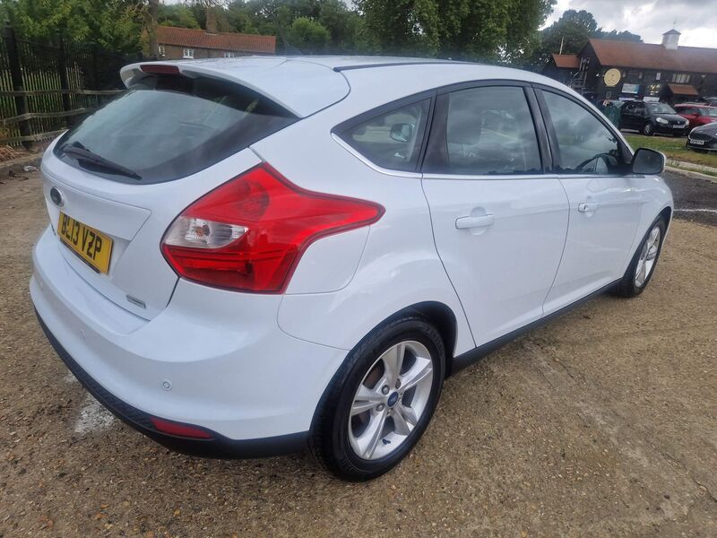FORD FOCUS