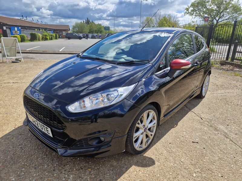 View FORD FIESTA 1.0T EcoBoost Zetec S Euro 5 (s/s) 3dr