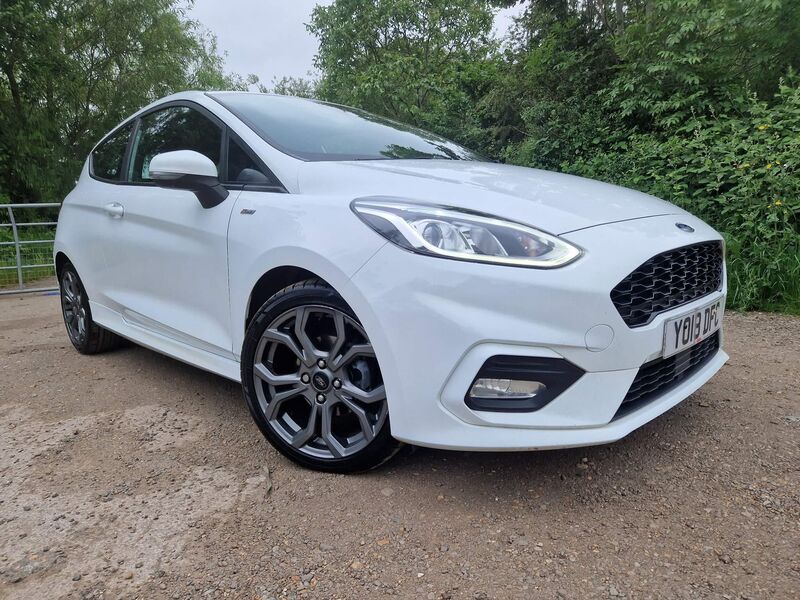 View FORD FIESTA 1.0T EcoBoost ST-Line Euro 6 (s/s) 3dr