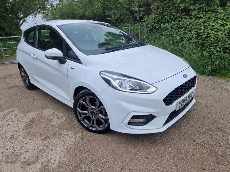 View FORD FIESTA 1.0T EcoBoost ST-Line Euro 6 (s/s) 3dr