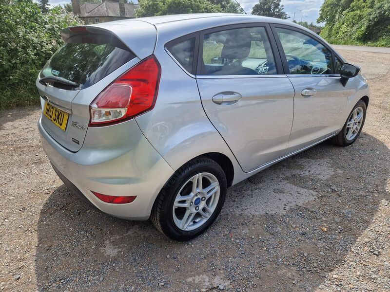 FORD FIESTA