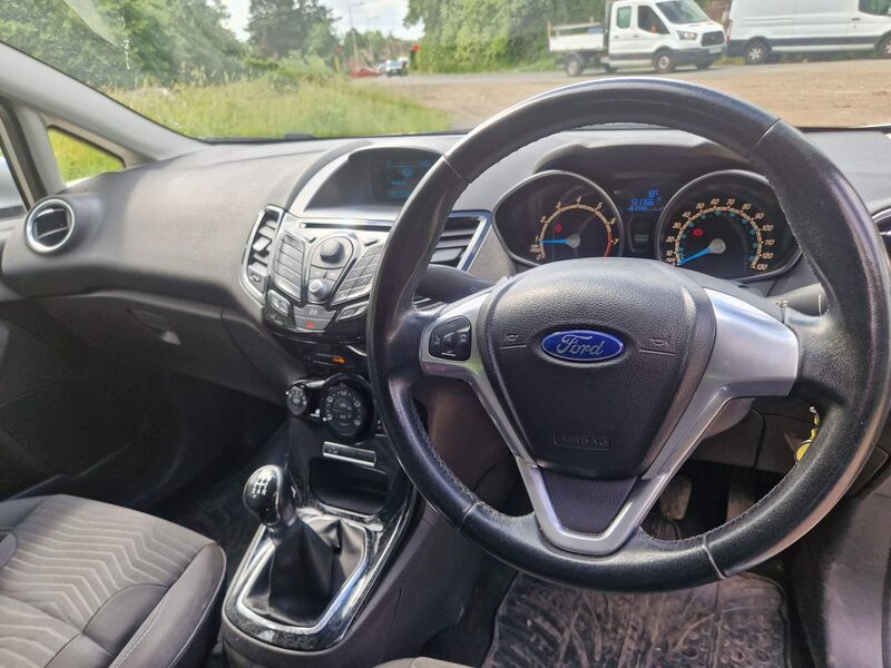 FORD FIESTA