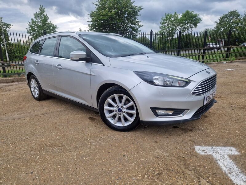 View FORD FOCUS 1.0T EcoBoost Titanium Euro 6 (s/s) 5dr