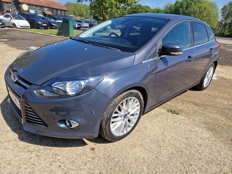 FORD FOCUS