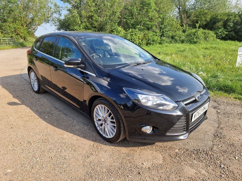 View FORD FOCUS 1.0T EcoBoost Zetec Euro 5 (s/s) 5dr