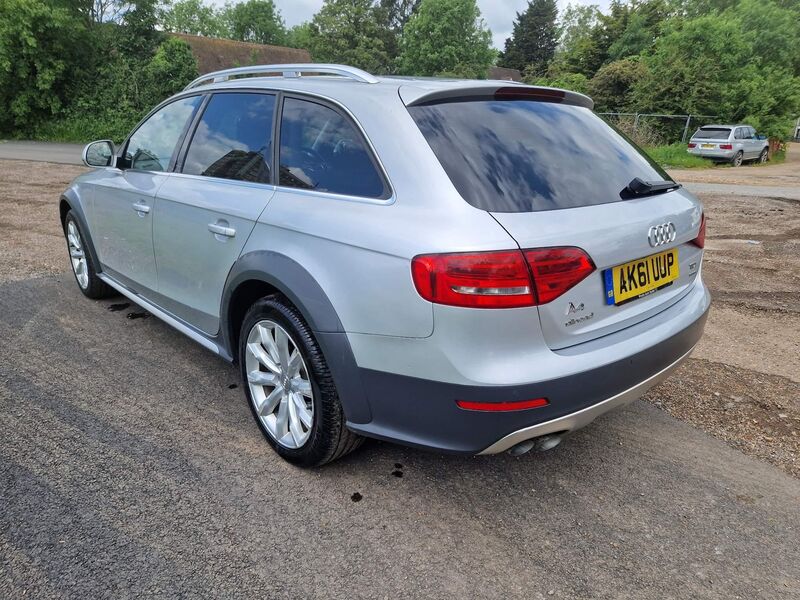 AUDI A4 ALLROAD