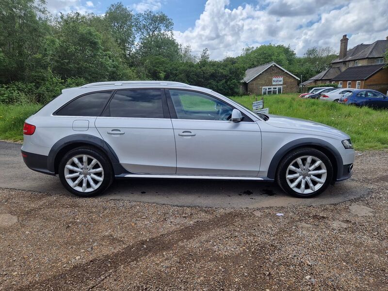 AUDI A4 ALLROAD