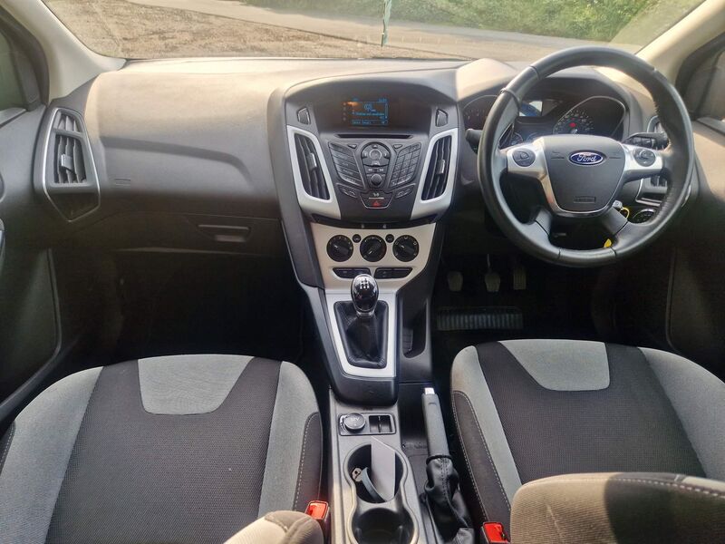 FORD FOCUS