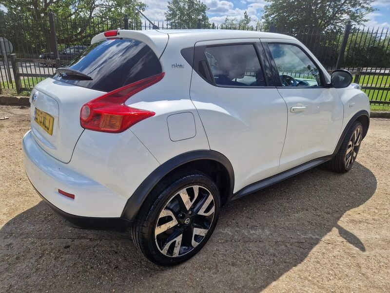 NISSAN JUKE