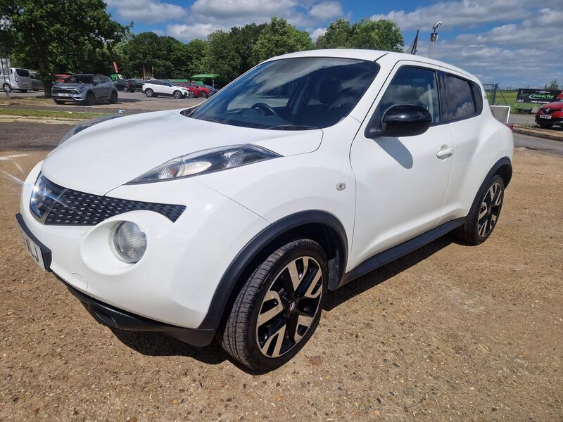 View NISSAN JUKE 1.6 n-tec Euro 5 5dr (17in Alloy)