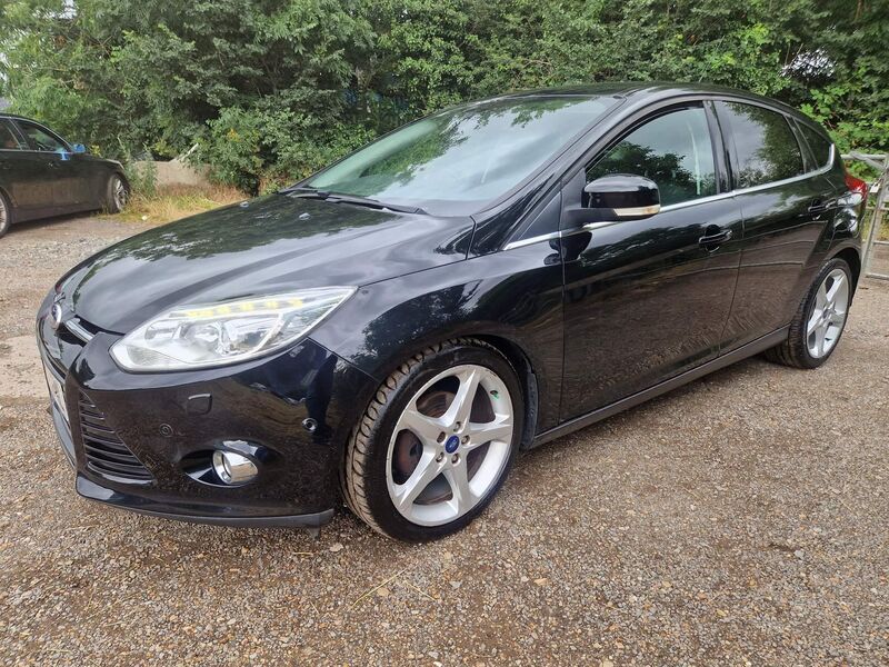 FORD FOCUS