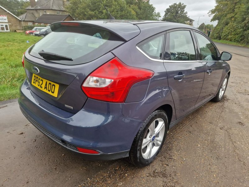FORD FOCUS
