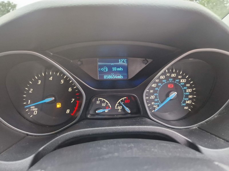 FORD FOCUS