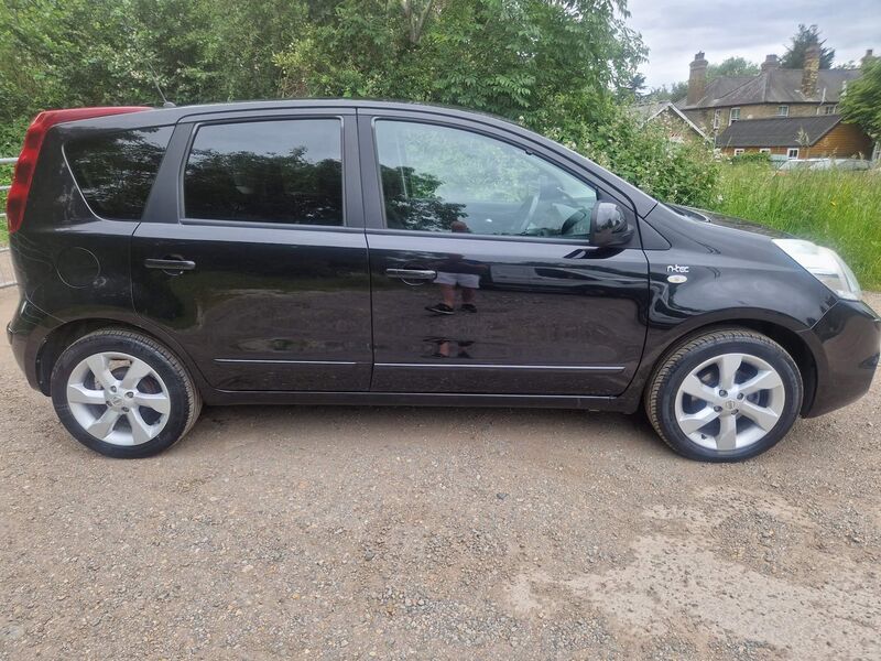 NISSAN NOTE