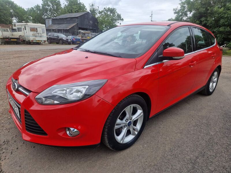FORD FOCUS