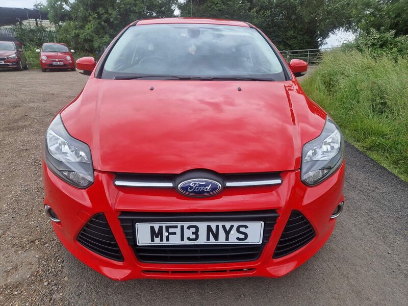 View FORD FOCUS 1.0T EcoBoost Zetec Euro 5 (s/s) 5dr