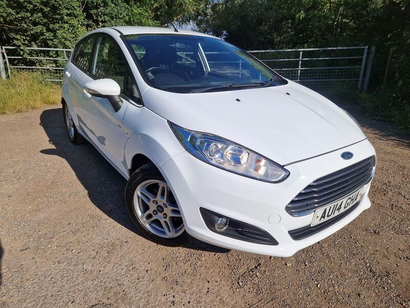 View FORD FIESTA 1.0T EcoBoost Zetec Euro 5 (s/s) 5dr