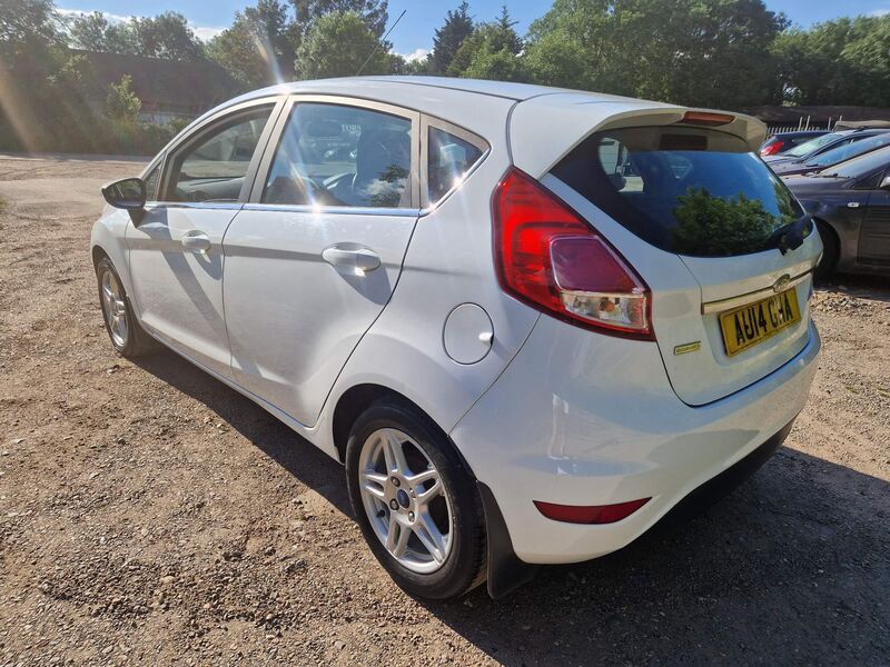 FORD FIESTA