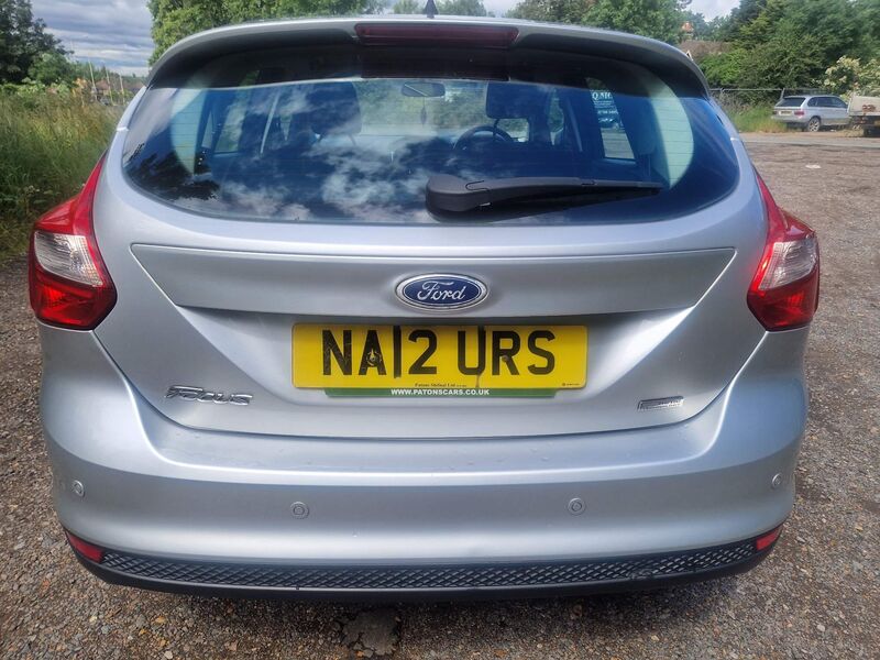 FORD FOCUS