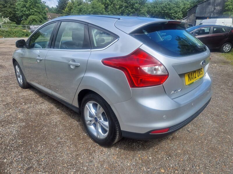 FORD FOCUS