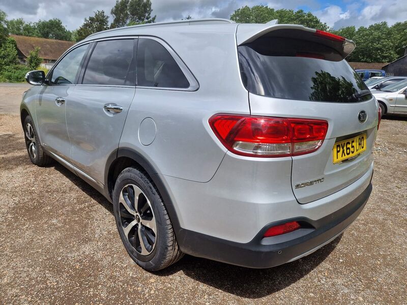 KIA SORENTO