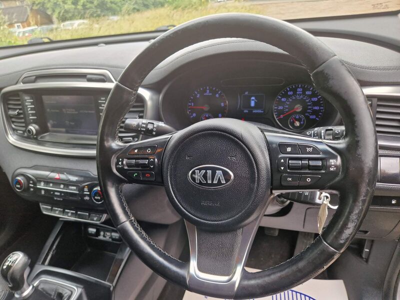 KIA SORENTO