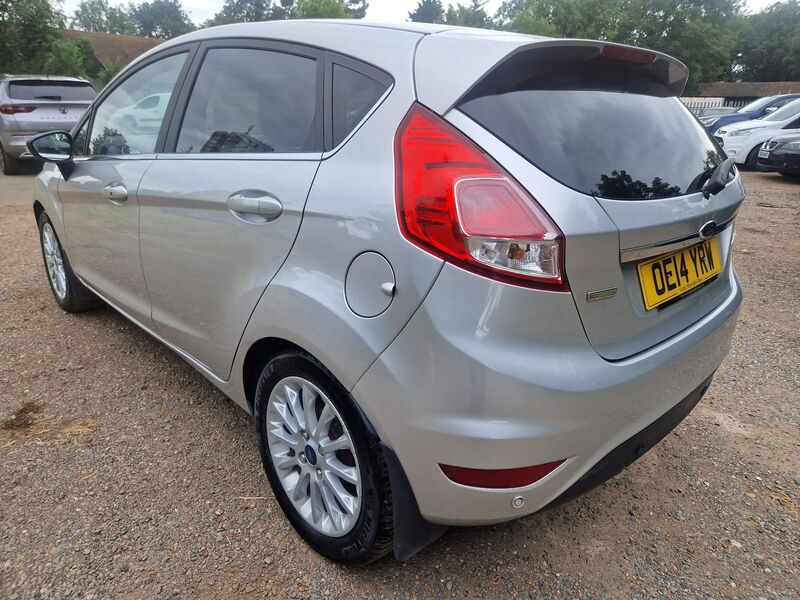 FORD FIESTA