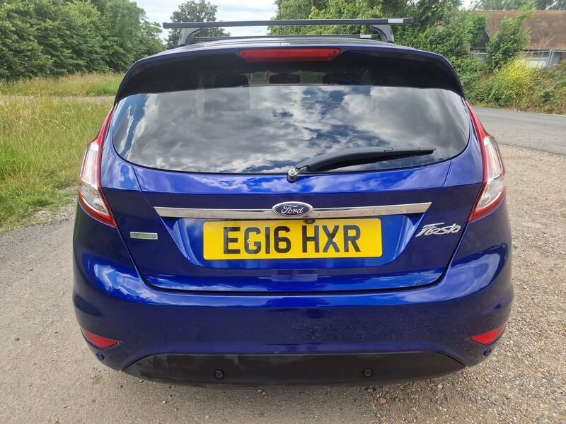 FORD FIESTA