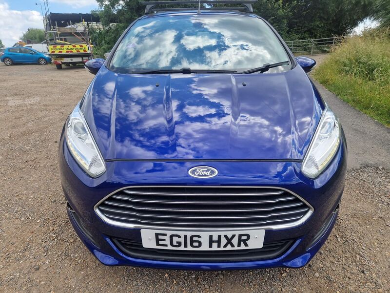 View FORD FIESTA 1.0T EcoBoost Titanium X Powershift Euro 6 5dr