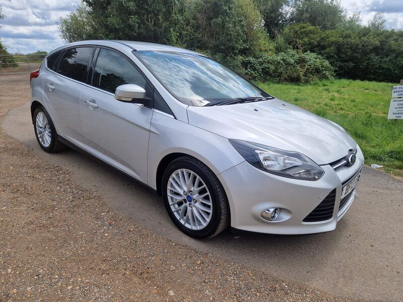 View FORD FOCUS 1.0T EcoBoost Zetec Euro 5 (s/s) 5dr