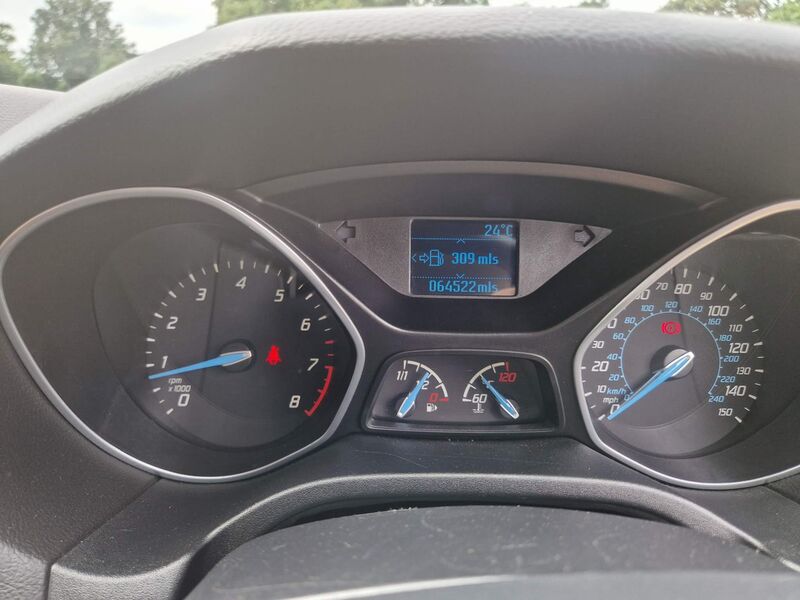 FORD FOCUS