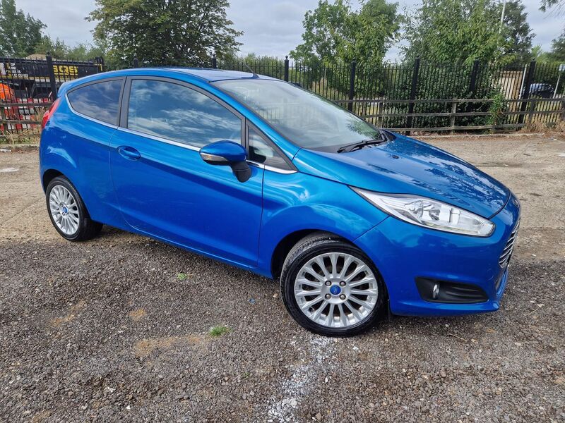 FORD FIESTA
