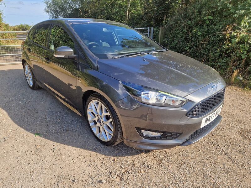 View FORD FOCUS 1.0T EcoBoost ST-Line Euro 6 (s/s) 5dr