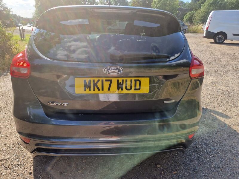 FORD FOCUS