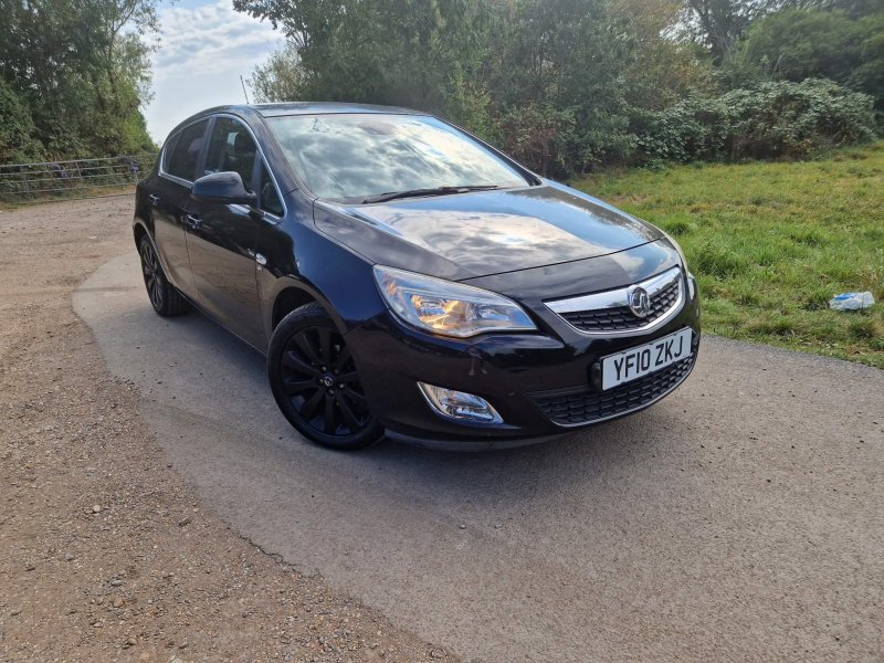 VAUXHALL ASTRA