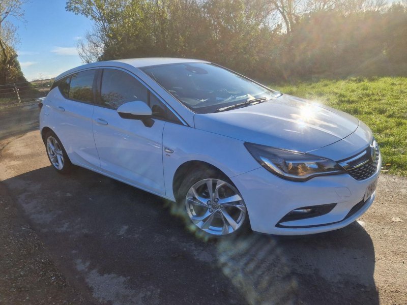 VAUXHALL ASTRA