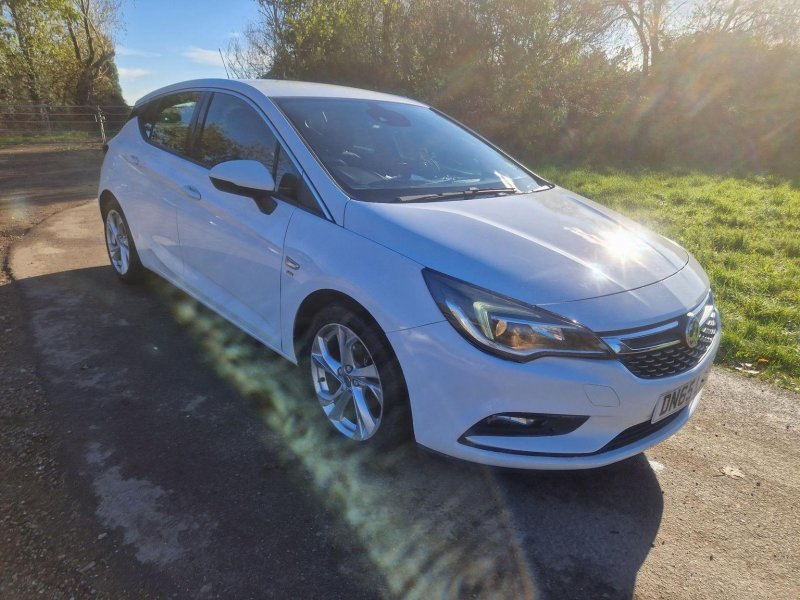 VAUXHALL ASTRA