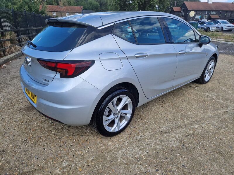 View VAUXHALL ASTRA 1.4i Turbo SRi Euro 6 5dr