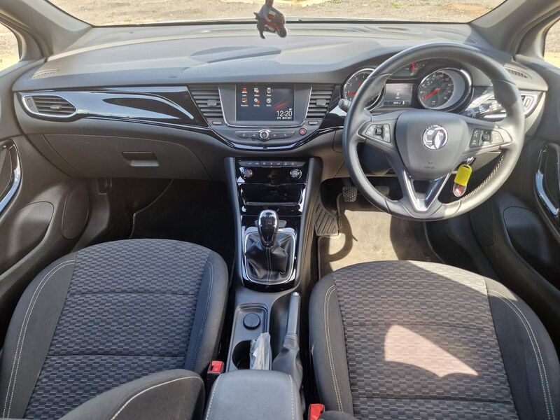 VAUXHALL ASTRA