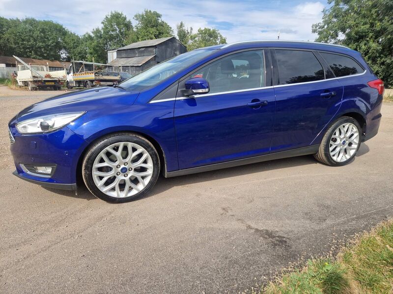 View FORD FOCUS 1.5T EcoBoost Titanium X Auto Euro 6 (s/s) 5dr