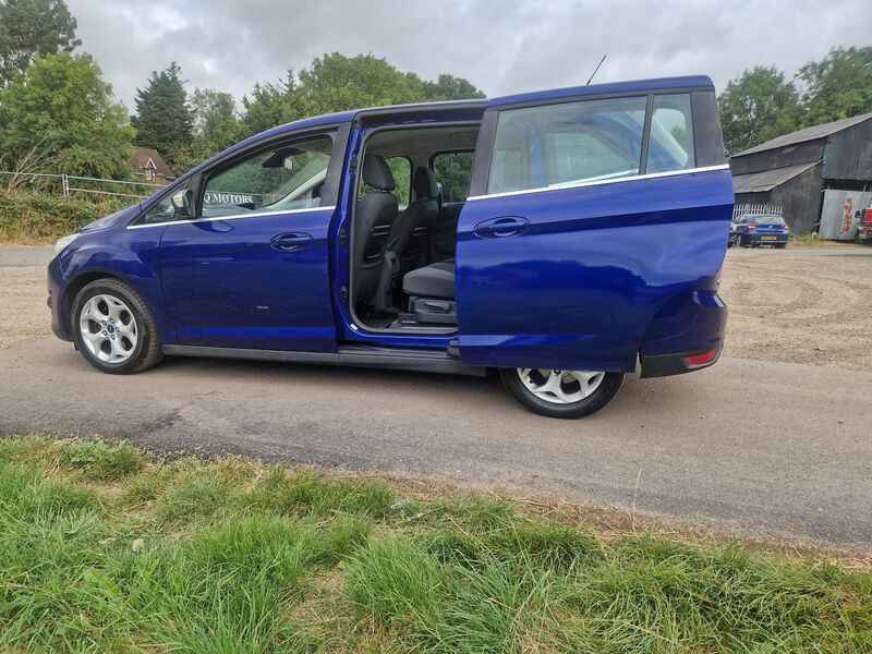 View FORD GRAND C-MAX 1.0T EcoBoost Zetec Euro 5 (s/s) 5dr