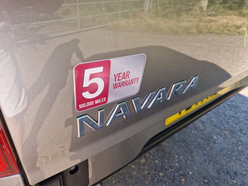 NISSAN NAVARA
